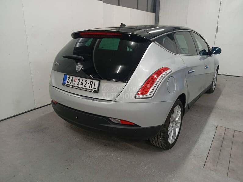 Lancia Delta 2.0 mjt bi colore