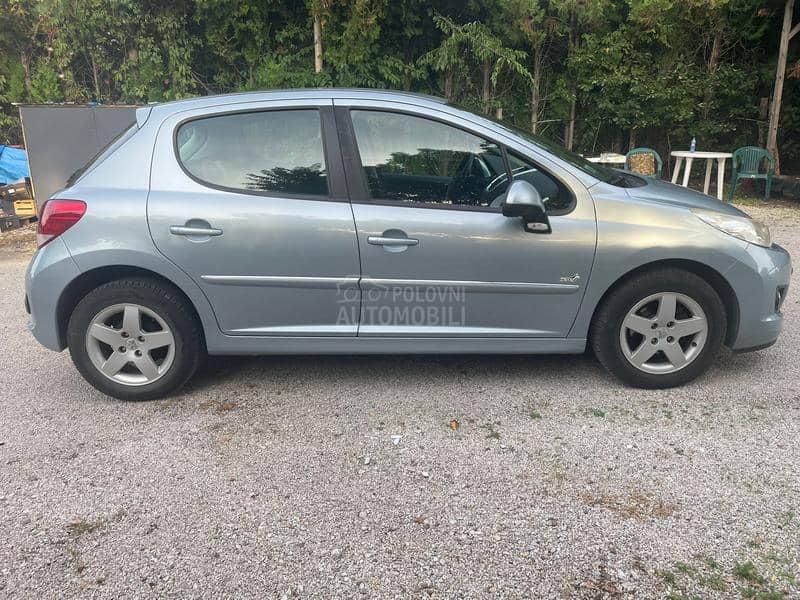 Peugeot 207 1.4