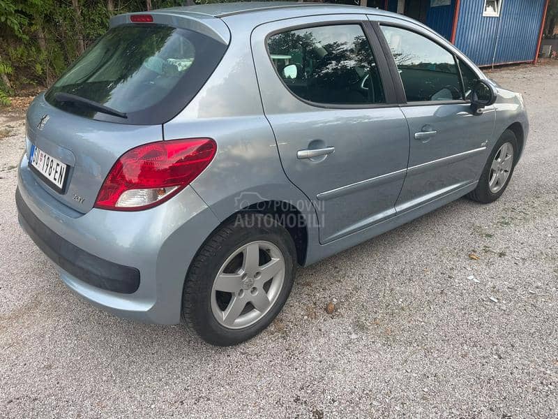Peugeot 207 1.4