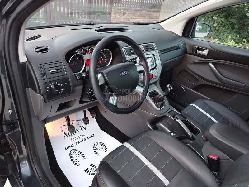 Ford Kuga 4x4 Titanium