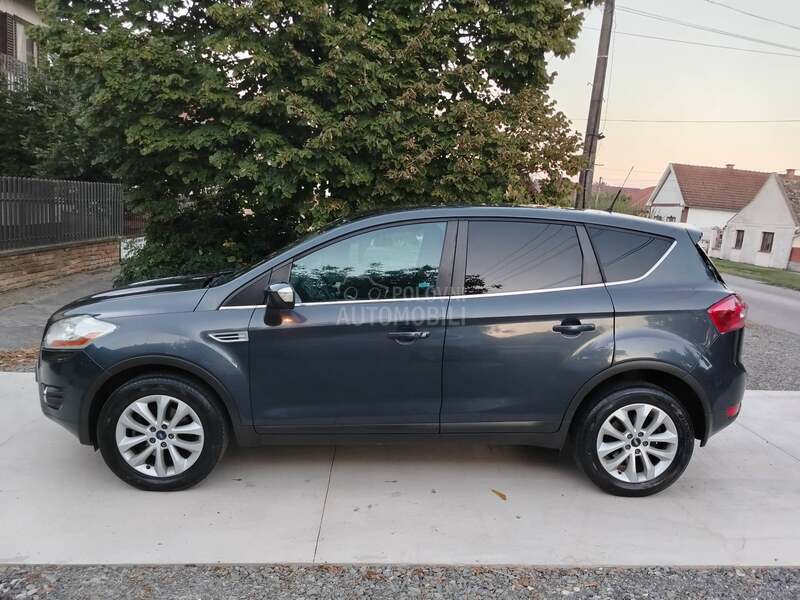 Ford Kuga 4x4 Titanium