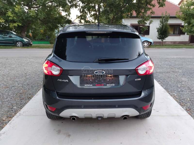 Ford Kuga 4x4 Titanium