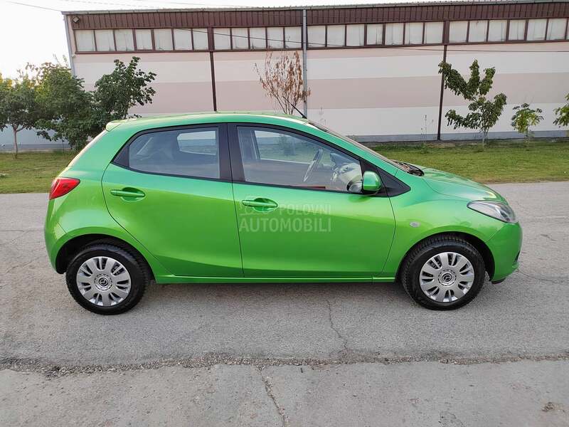 Mazda 2 1,3i 2008g /L E P A/
