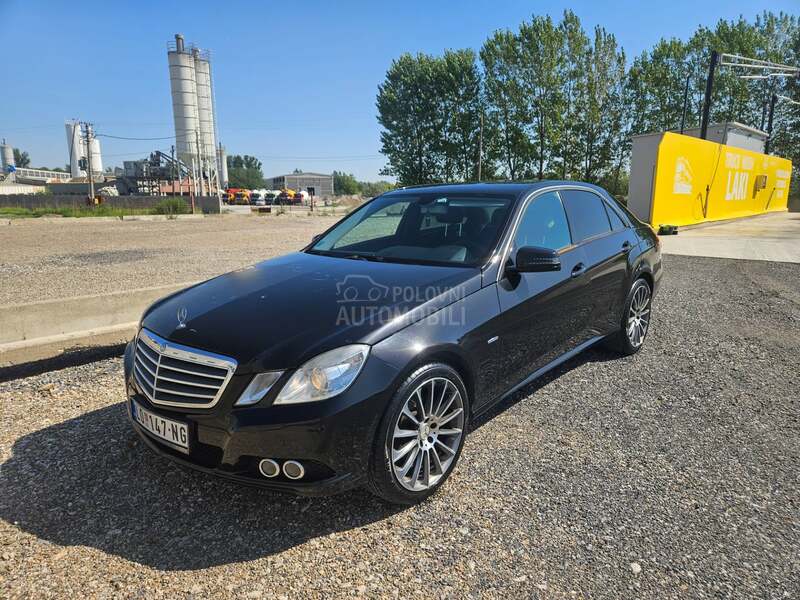 Mercedes Benz E 220 