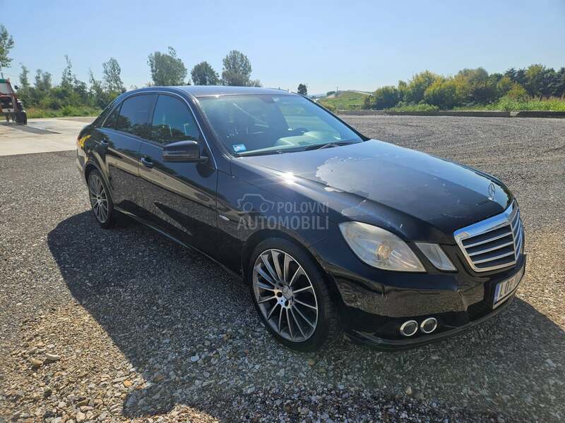 Mercedes Benz E 220 