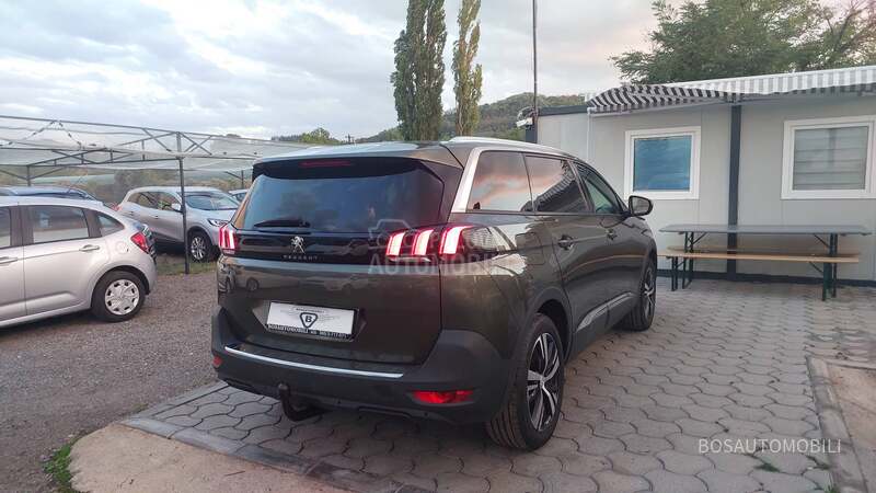 Peugeot 5008 1.5 hdi Allure