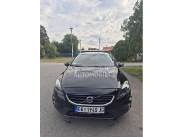 Volvo V40 R design
