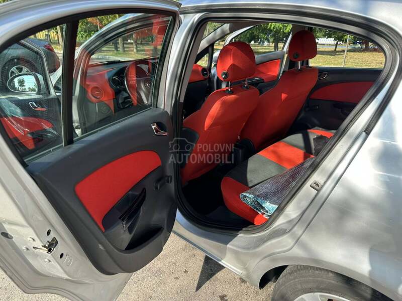 Opel Corsa D 
