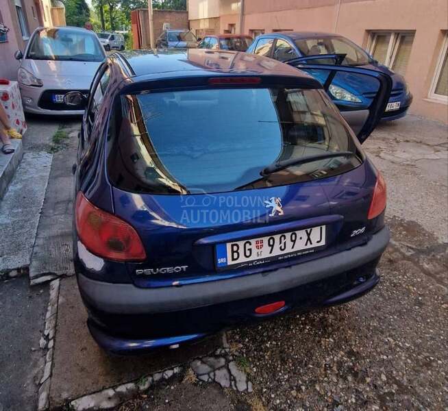 Peugeot 206 1.1