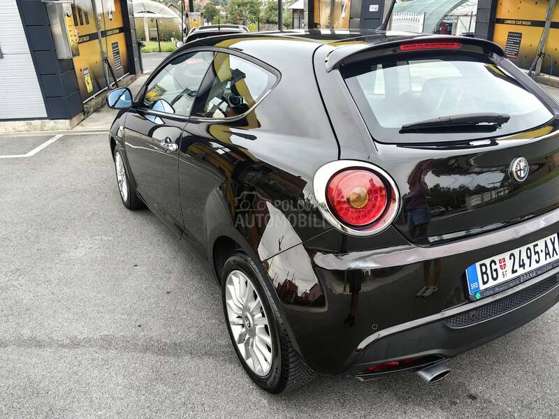 Alfa Romeo MiTo 