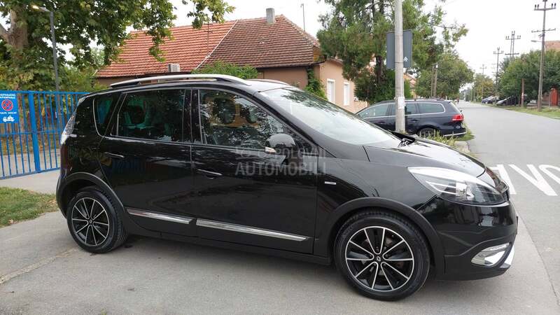 Renault Scenic Xmod Cross Bose