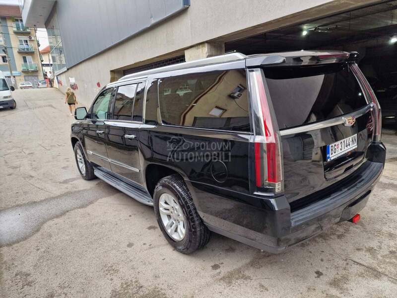 Cadillac Escalade 