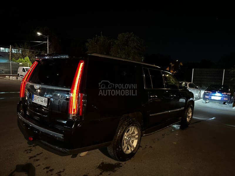 Cadillac Escalade 