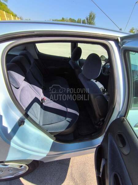 Peugeot 206 1.6