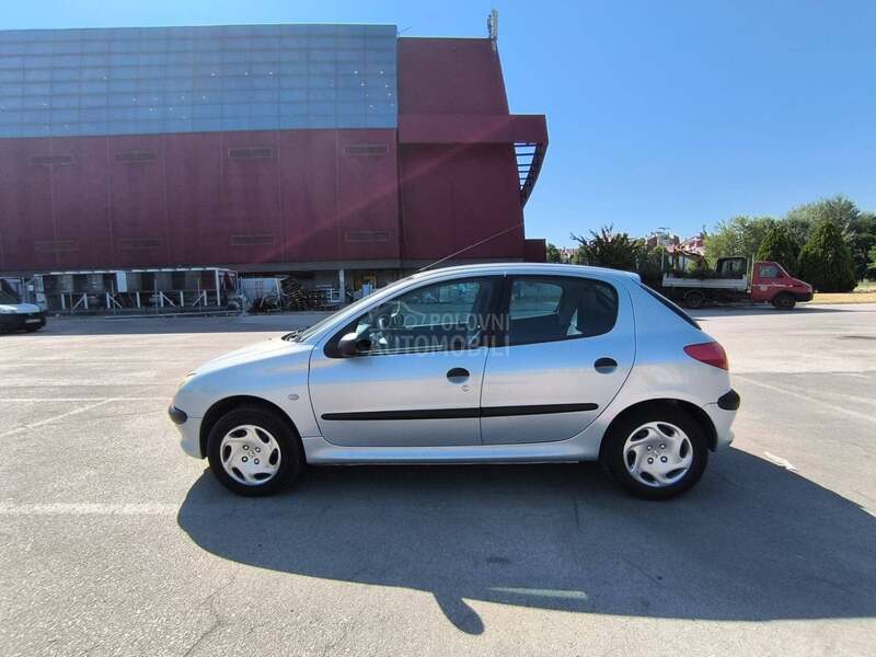 Peugeot 206 1.6
