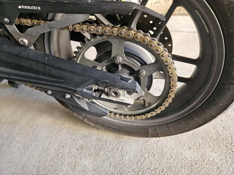 Triumph Tiger 800