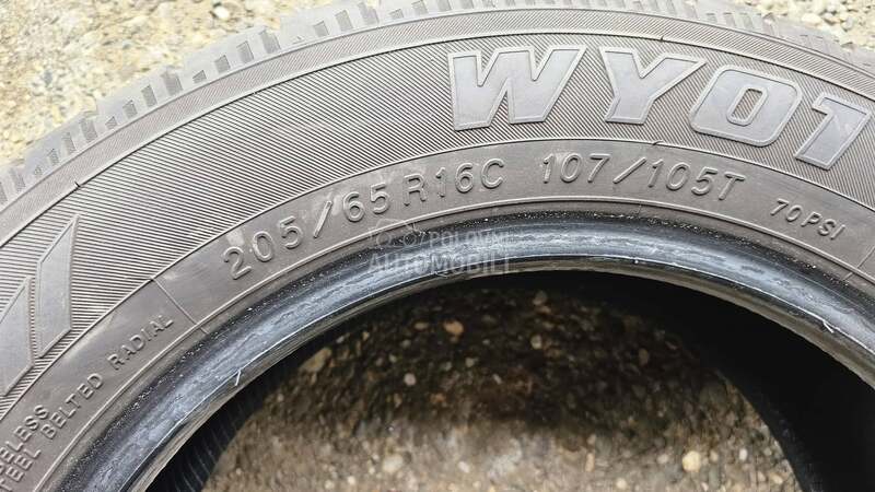 Yokohama 205/65 R16 Zimska