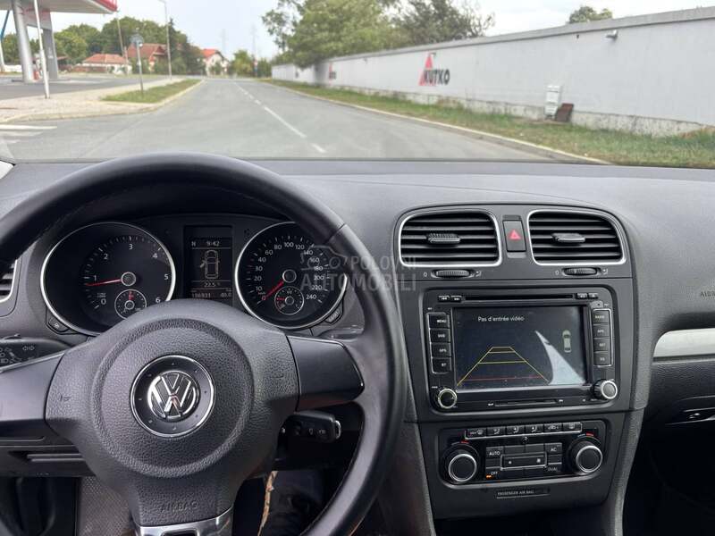 Volkswagen Golf 6 1.6 TDI Bluemotion