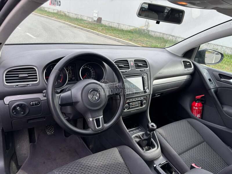 Volkswagen Golf 6 1.6 TDI Bluemotion