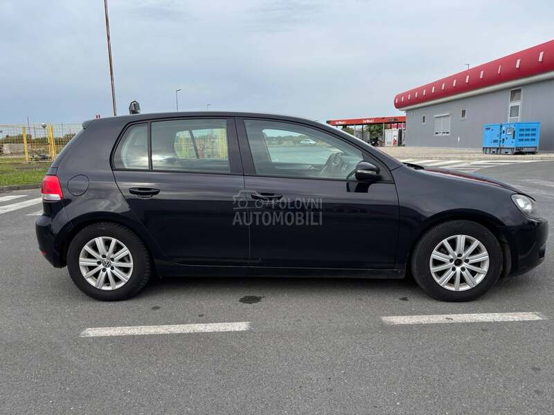 Volkswagen Golf 6 1.6 TDI Bluemotion