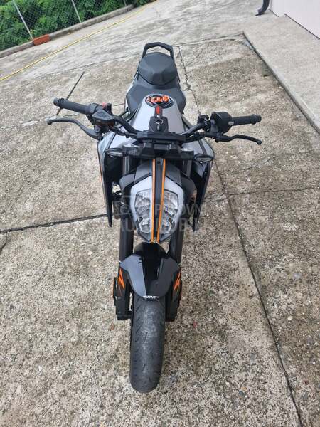 KTM 790 DUKE