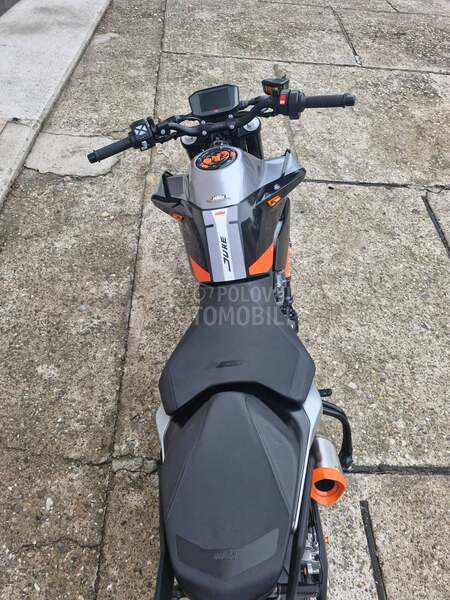 KTM 790 DUKE