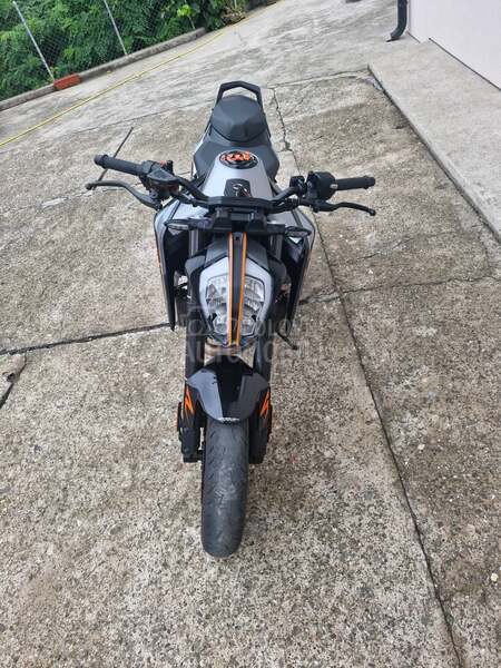 KTM 790 DUKE