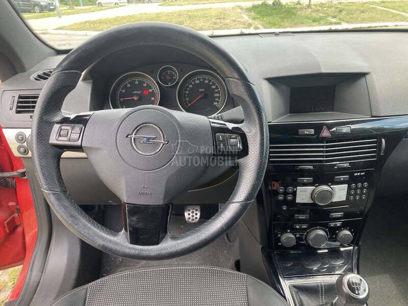 Opel Astra H 1.8  Cosmo