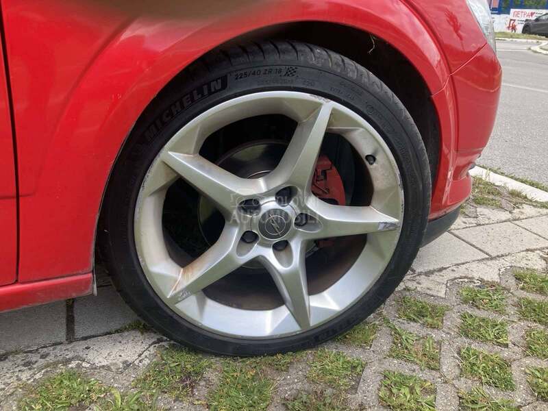 Opel Astra H 1.8  Cosmo