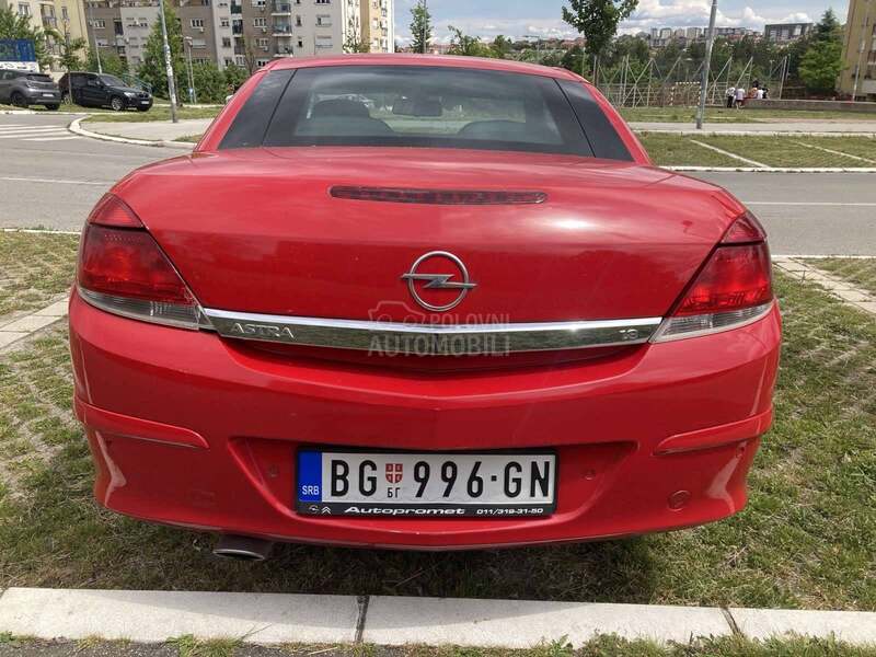 Opel Astra H 1.8  Cosmo