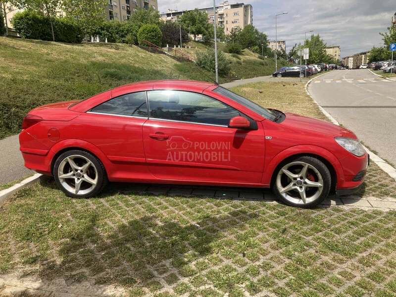 Opel Astra H 1.8  Cosmo