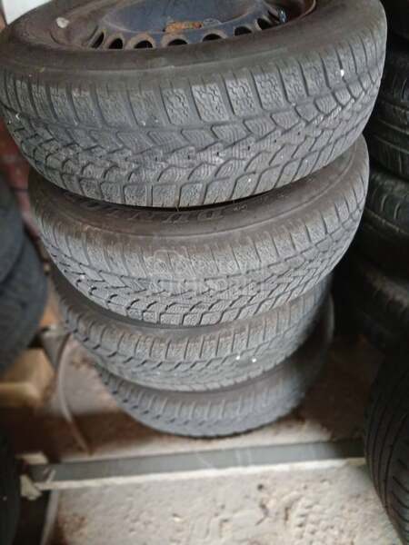 Dunlop 195/65 R15 Zimska