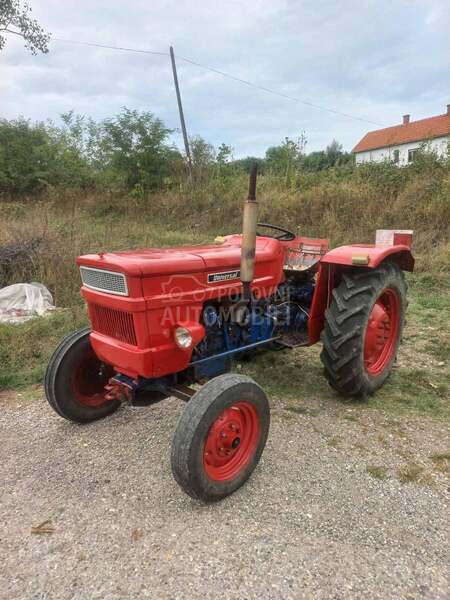 Universal 445