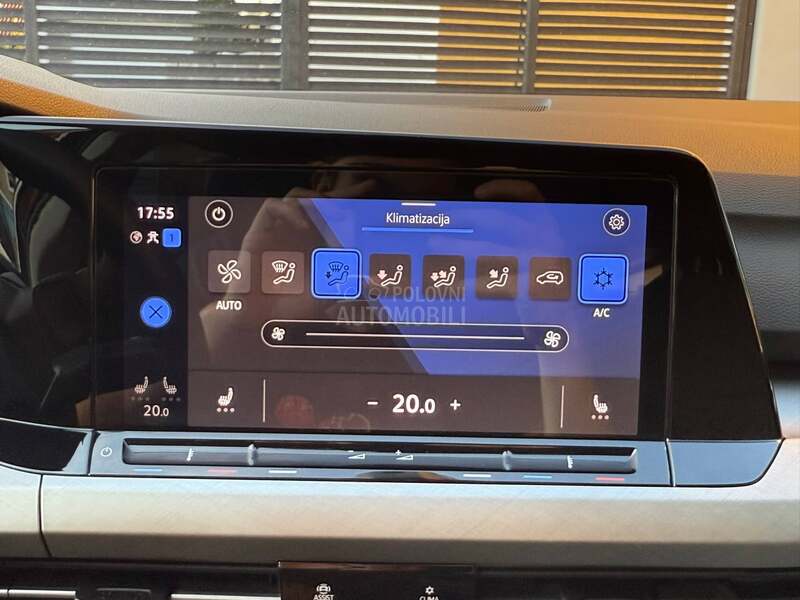 Volkswagen Golf 8 2.0