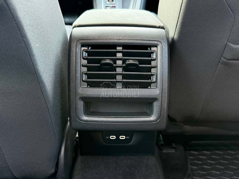Volkswagen Golf 8 2.0