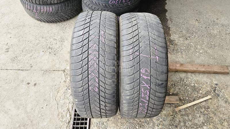 Bridgestone 225/55 R18 Zimska