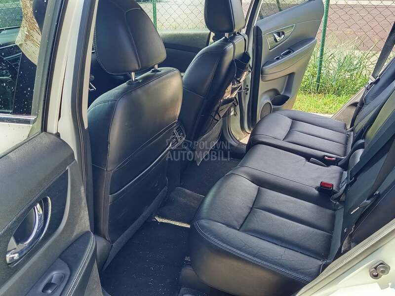 Nissan X-Trail TEKNA PLUS