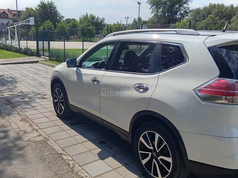 Nissan X-Trail TEKNA PLUS
