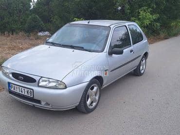 Ford Fiesta 1.4 16 v clima