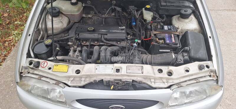 Ford Fiesta 1.4 16 v clima