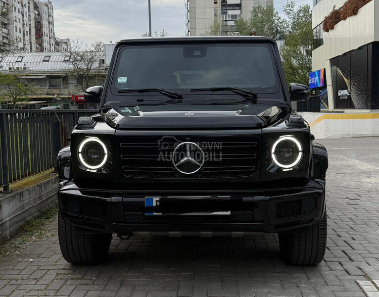Mercedes Benz G 400 Stronger Than Time