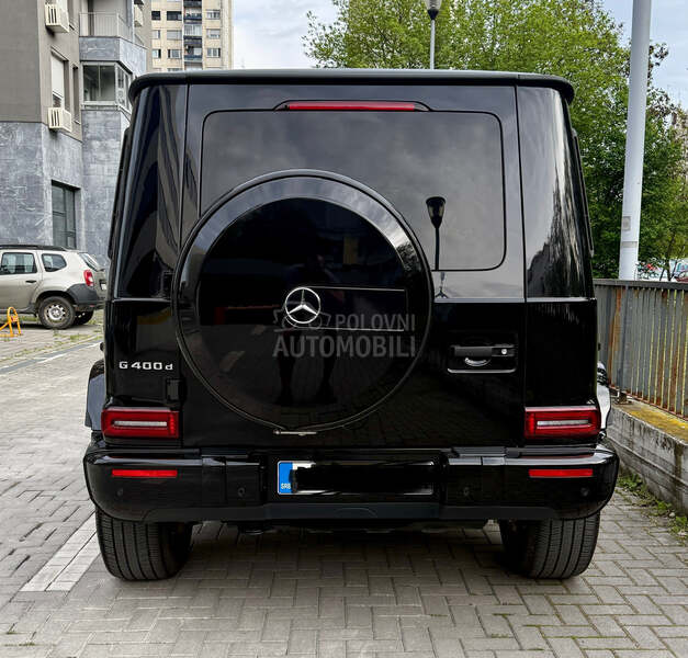 Mercedes Benz G 400 Stronger Than Time