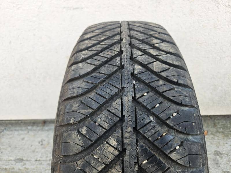 Goodyear 195/60 R15 Zimska