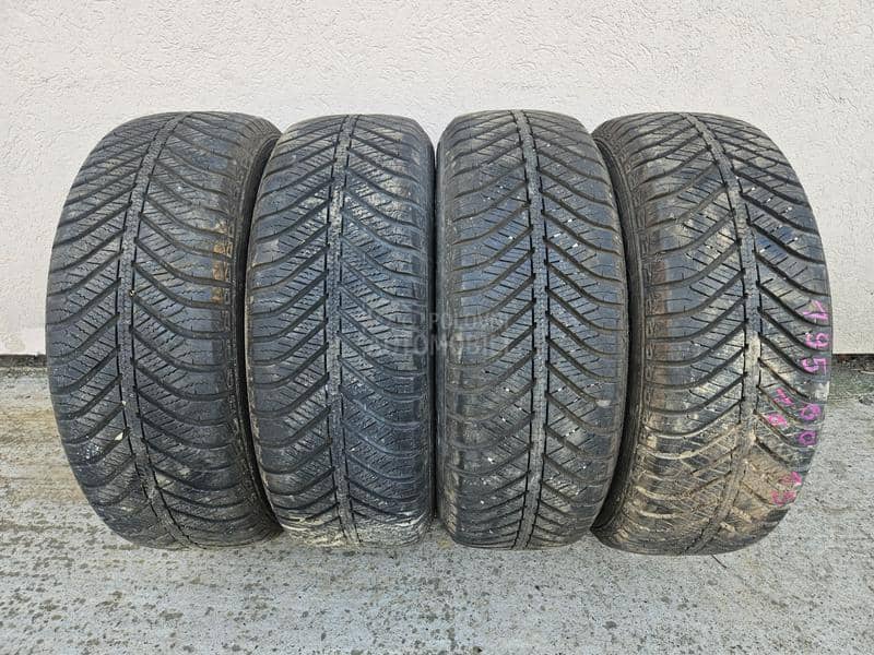 Goodyear 195/60 R15 Zimska