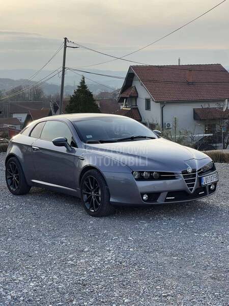 Alfa Romeo Brera 