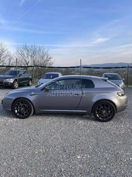 Alfa Romeo Brera 