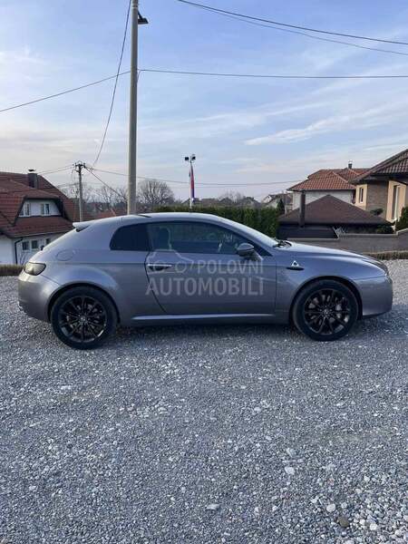 Alfa Romeo Brera 