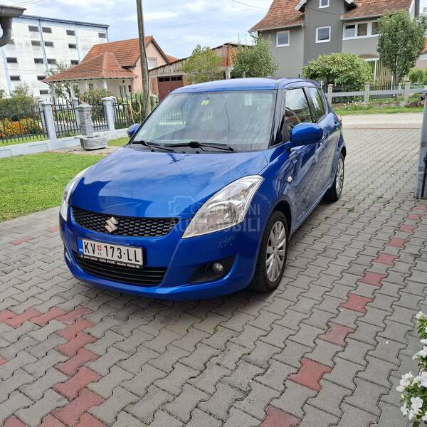 Suzuki Swift 