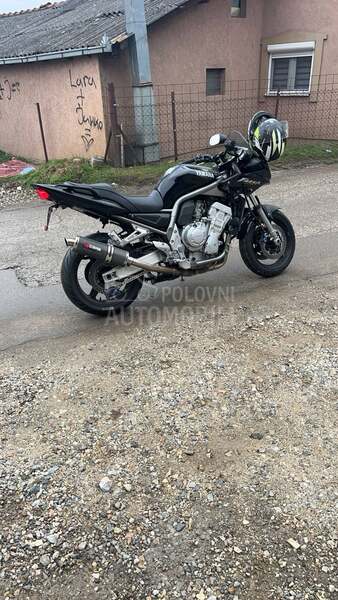 Yamaha FAZZER