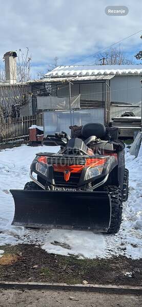 CFMOTO 800 sa raonikom za sneg